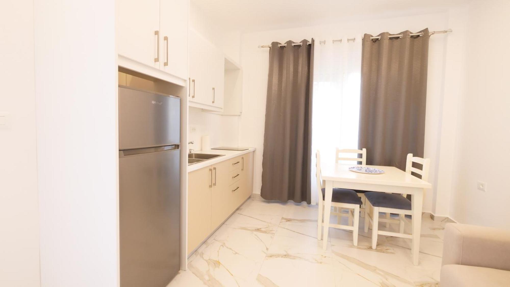 Blue Mare Apartments Sarandë Exterior foto